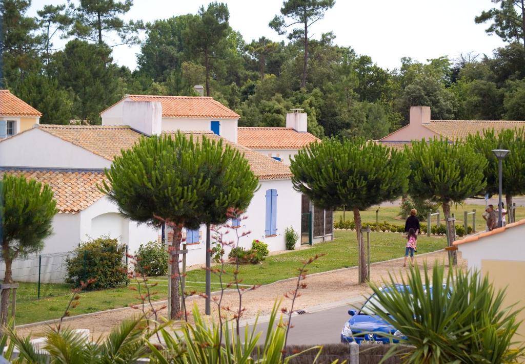 Madame Vacances Le Domaine De Vertmarines Saint-Jean-de-Monts Exteriér fotografie